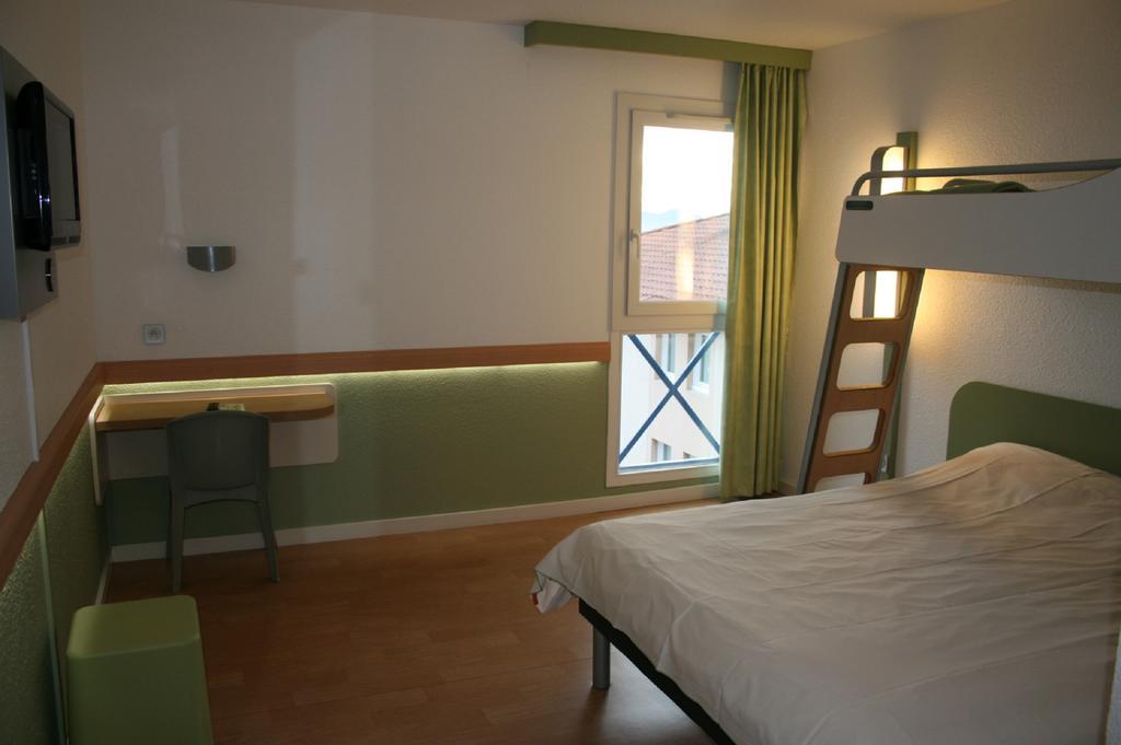 Ibis Budget Cannes Mougins Hotel Room photo